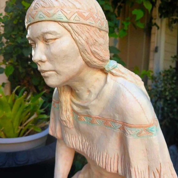 Vintage Continental Studios Native American Indian Woman Chalkware Sculpture - Picture 6 of 13